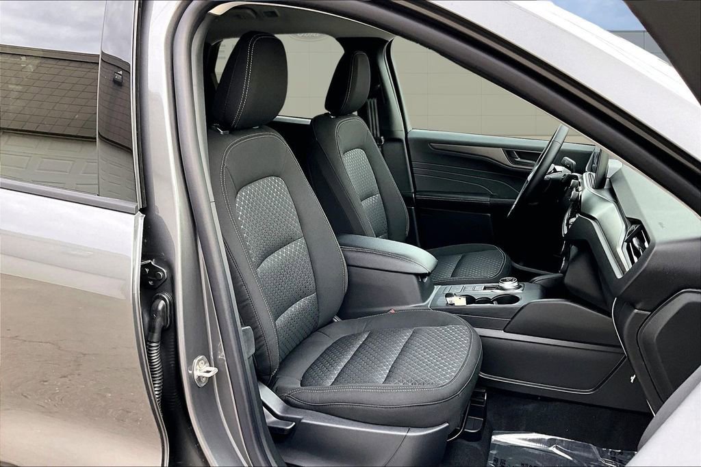 New 2026 Ford Escape Active w/ Cold Weather Package image 12