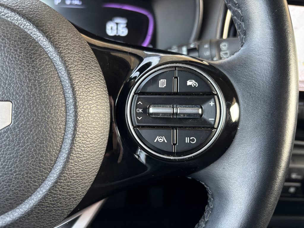 Used 2023 Kia Soul EX image 12