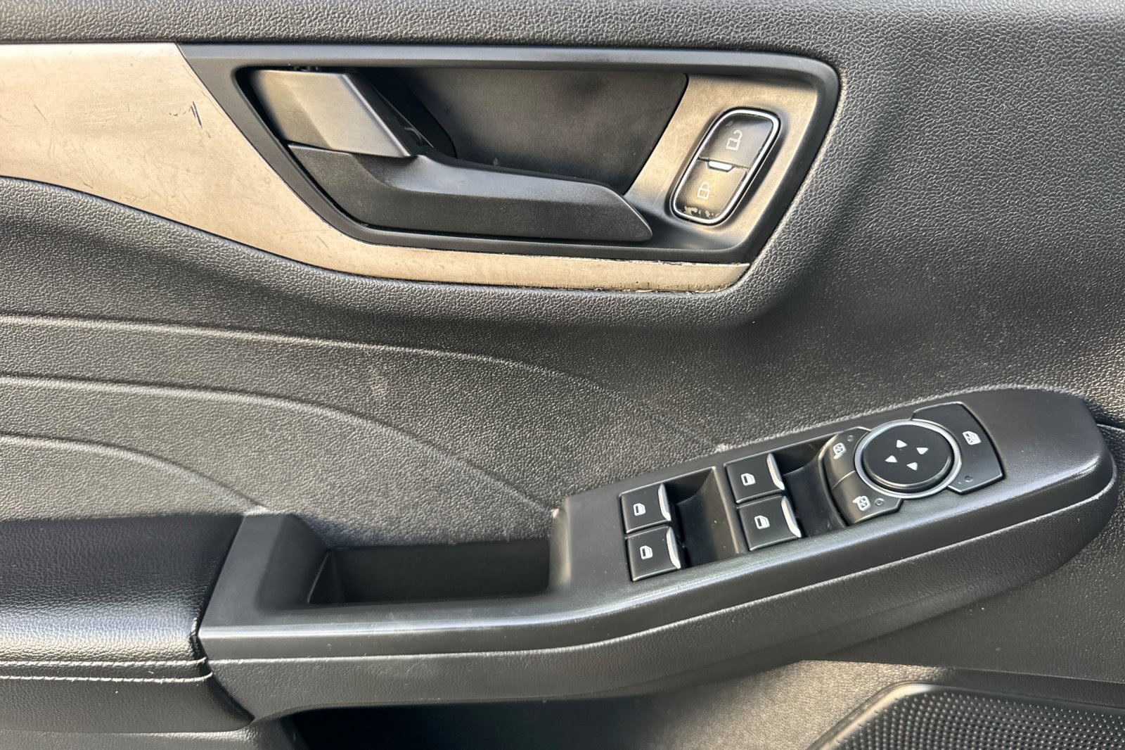 Certified 2022 Ford Escape SE w/ Convenience Package image 10