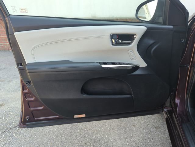 Used 2018 Toyota Avalon XLE Premium w/ Carpet Mat Package image 14