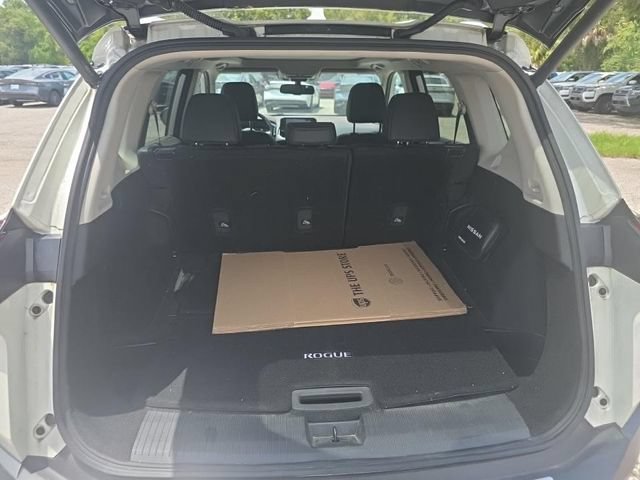Used 2023 Nissan Rogue SL w/ SL Premium Package AWD/4WD image 4
