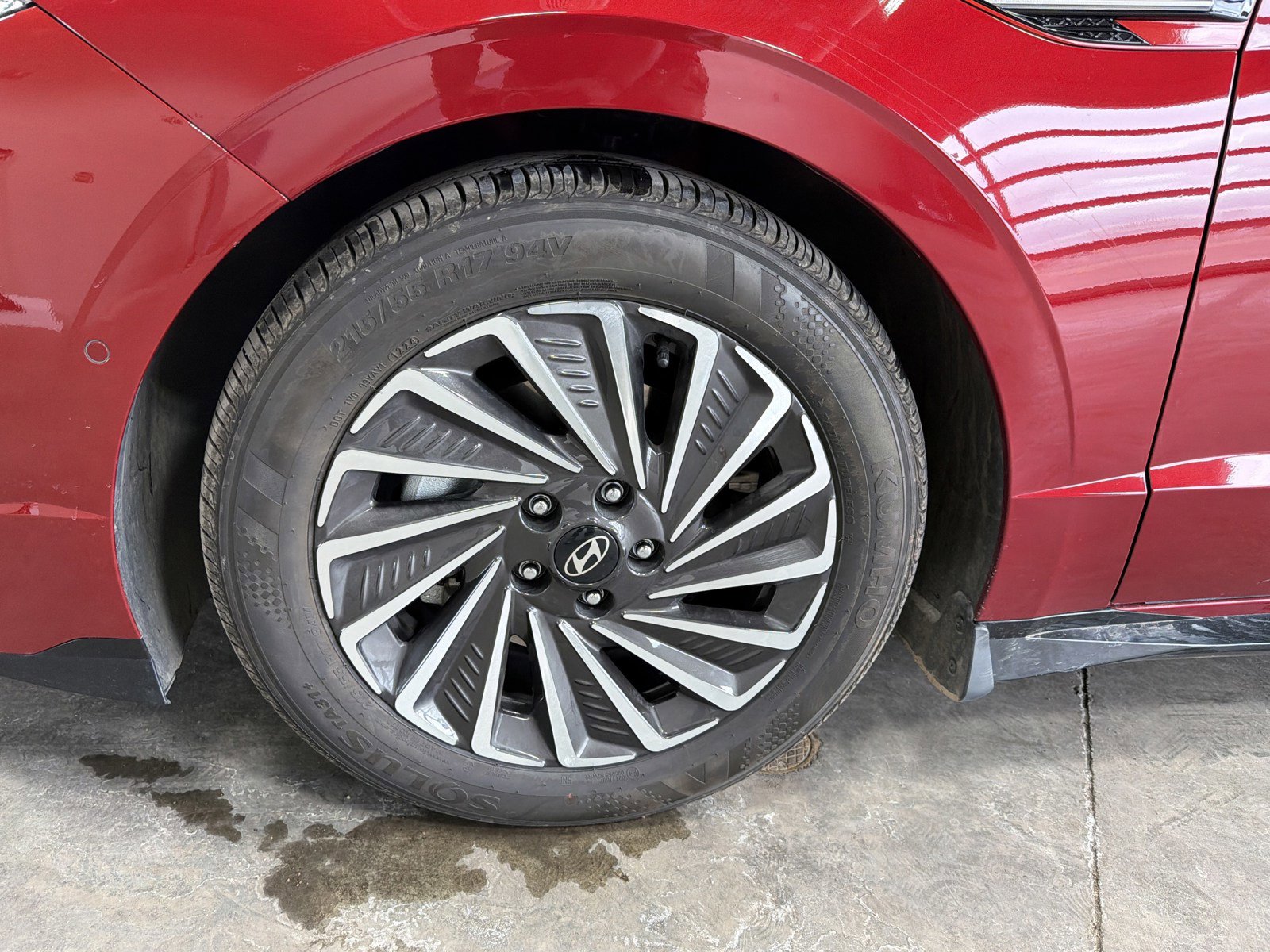 Used 2024 Hyundai Sonata Limited image 9