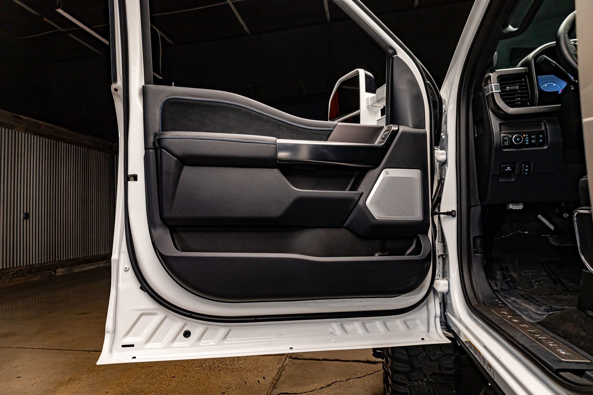 Used 2026 Ford F450 Platinum image 31