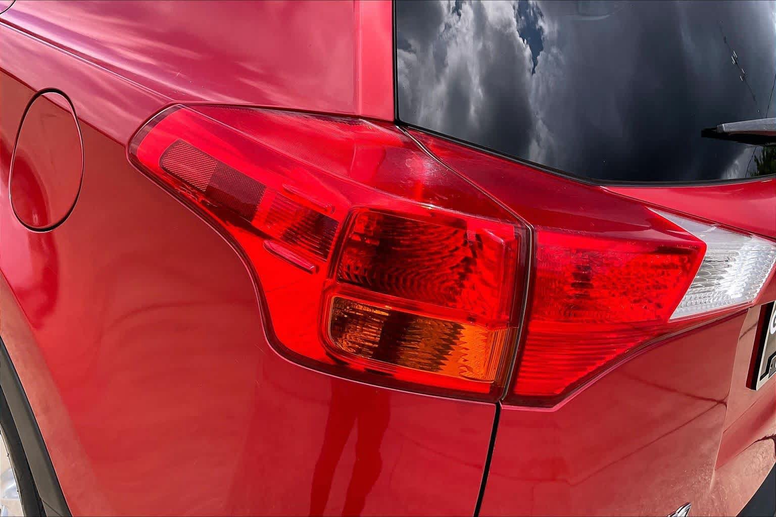 Used 2015 Toyota RAV4 Limited w/ Technology Package FWD image 29