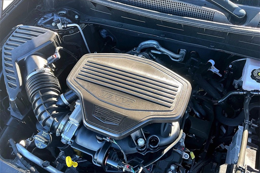 Used 2025 Cadillac XT6 Premium Luxury image 33