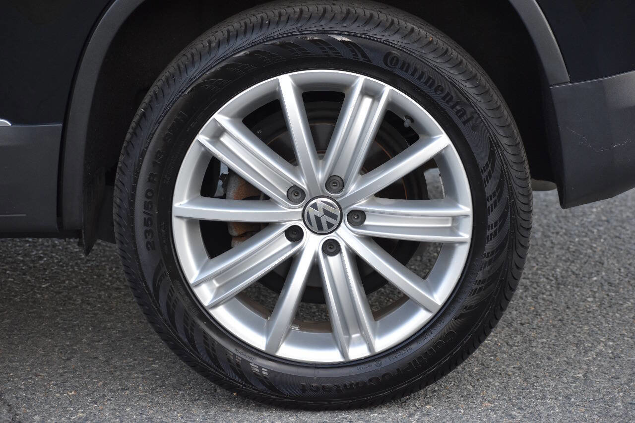 Used 2016 Volkswagen Tiguan SE image 39