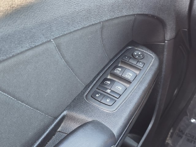 Used 2023 Dodge Charger SXT w/ Blacktop Package RWD image 17