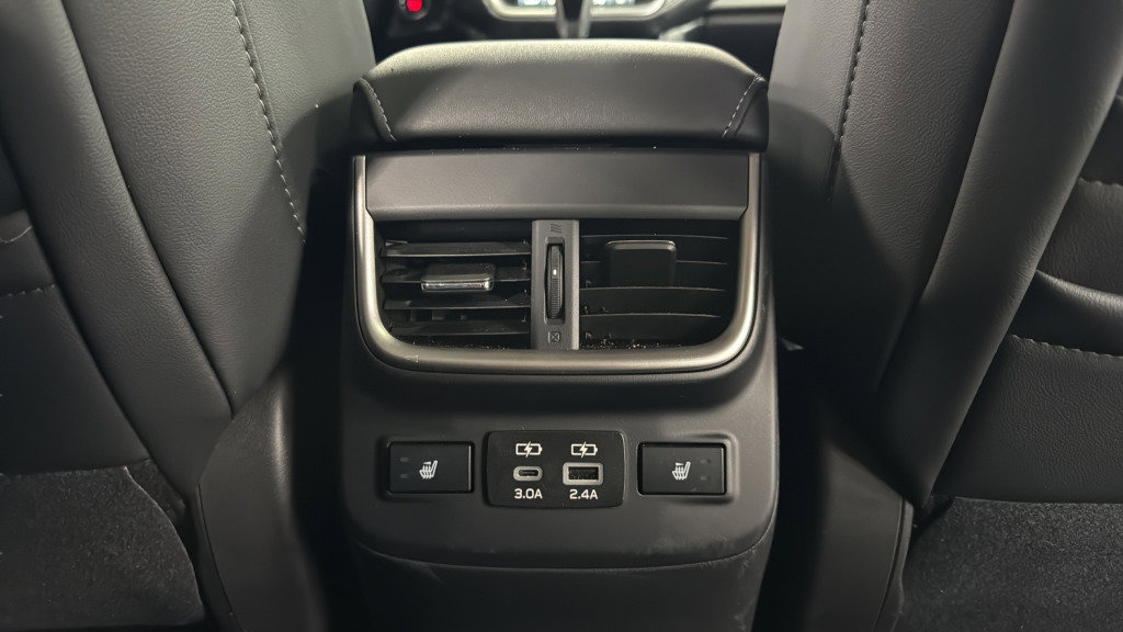 Certified 2025 Subaru Outback Limited XT image 36