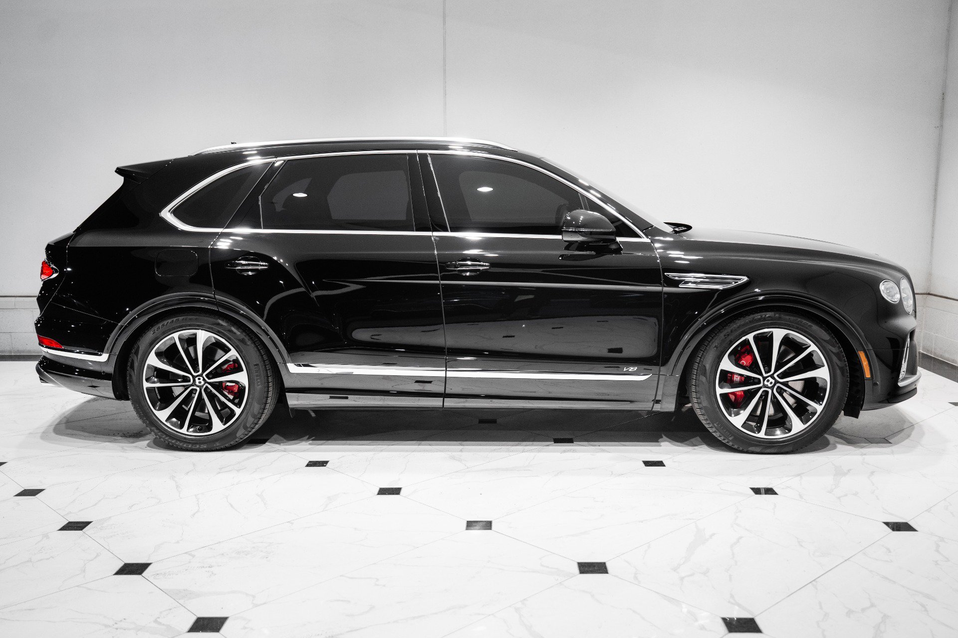Used 2022 Bentley Bentayga image 5