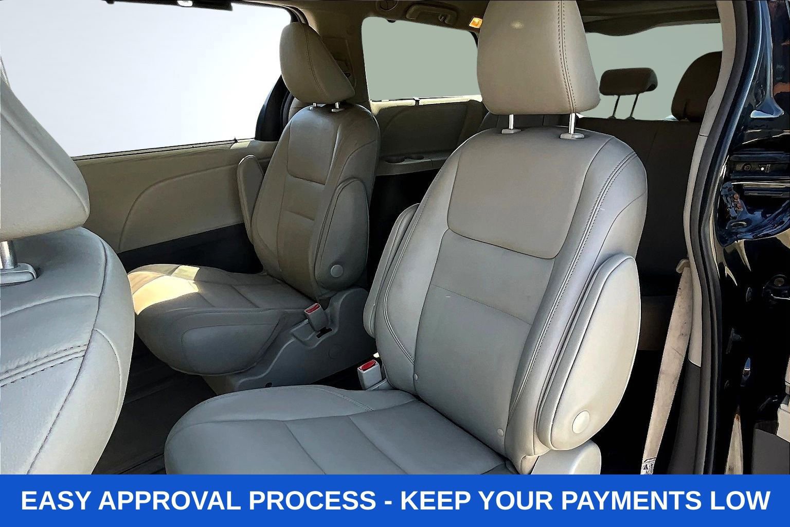 Used 2019 Toyota Sienna XLE Premium AWD/4WD image 29