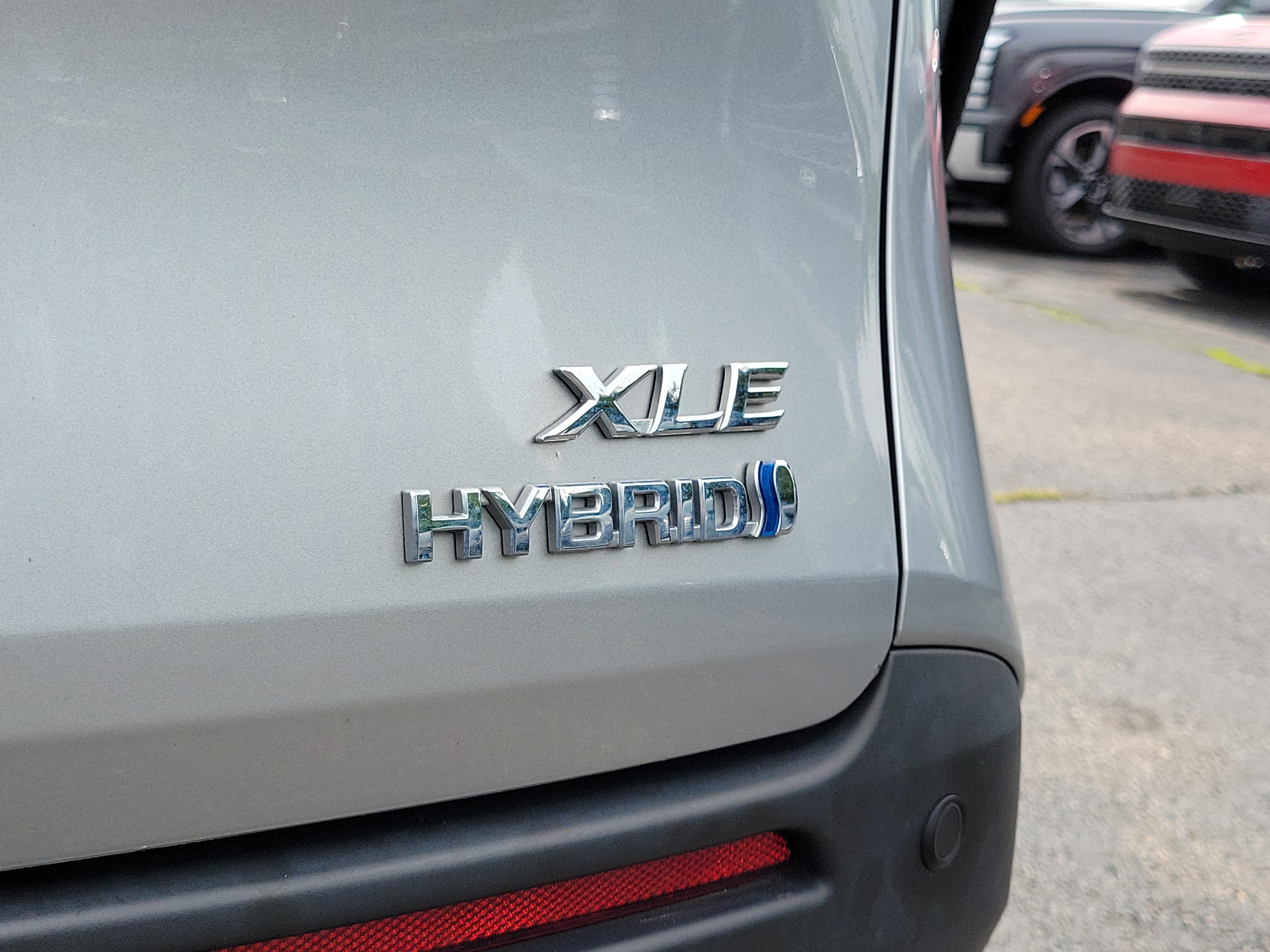 Used 2021 Toyota Sienna XLE w/ XLE Plus Package AWD/4WD image 7