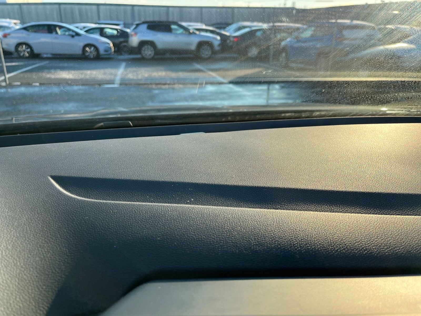 Used 2025 Volkswagen Jetta SE image 18