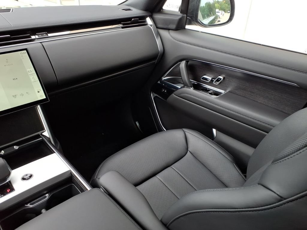 New 2026 Land Rover Range Rover SE AWD/4WD image 22