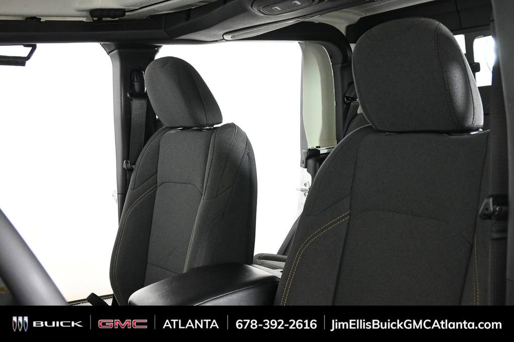 Used 2024 Jeep Gladiator Sport image 6