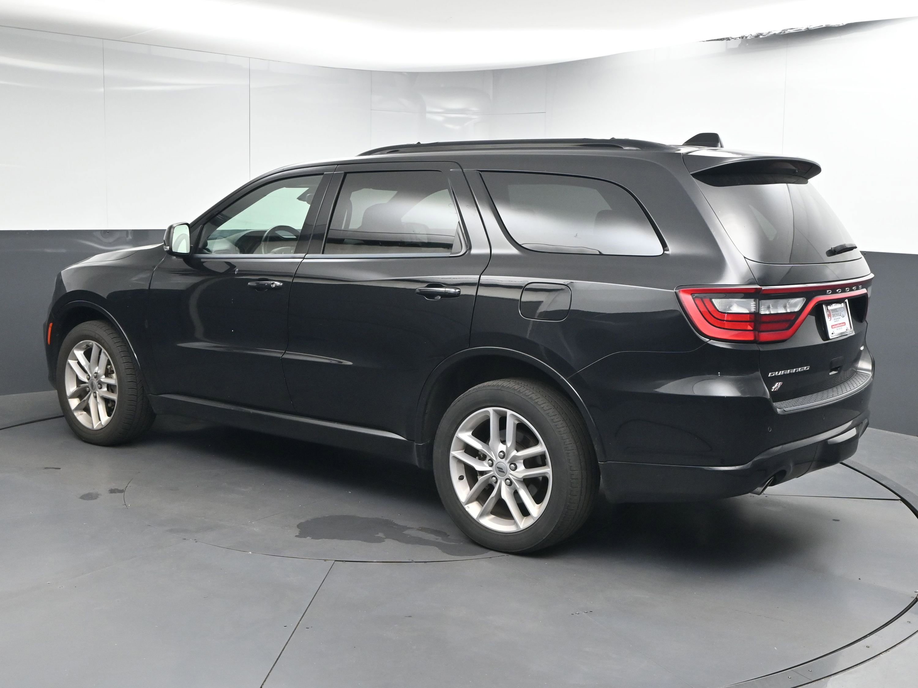 Used 2023 Dodge Durango GT image 6
