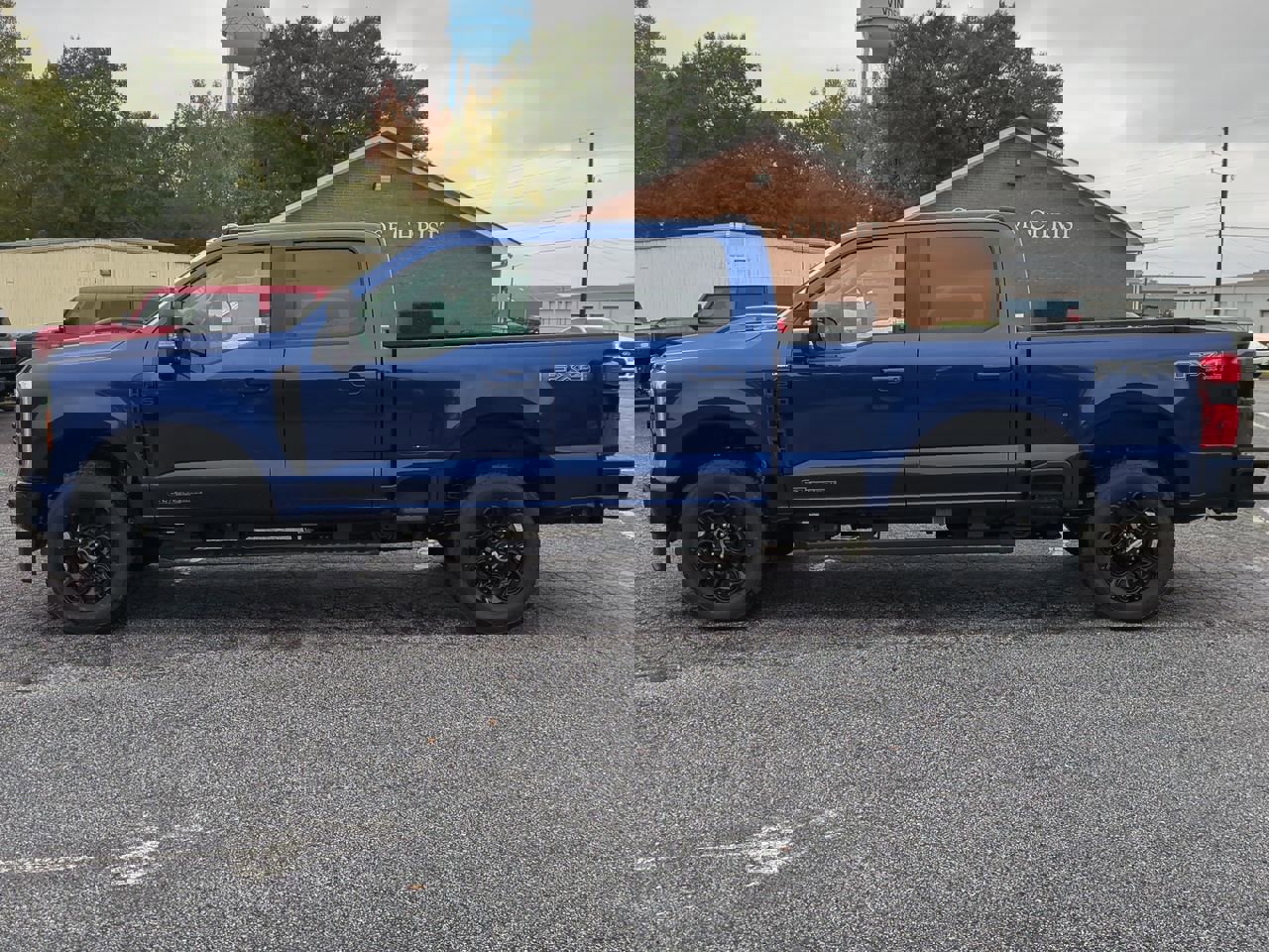 New 2026 Ford F250 Lariat w/ Black Appearance Package image 7