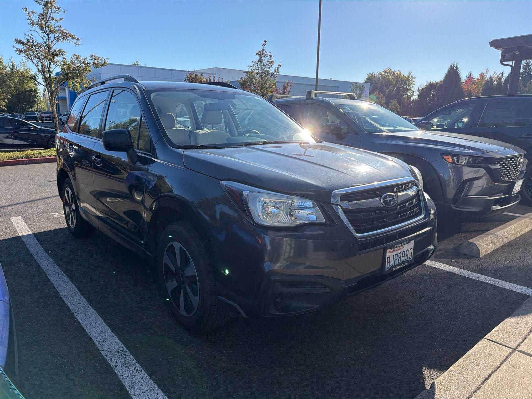 Used 2018 Subaru Forester 2.5i w/ Alloy Wheel Package AWD/4WD image 2