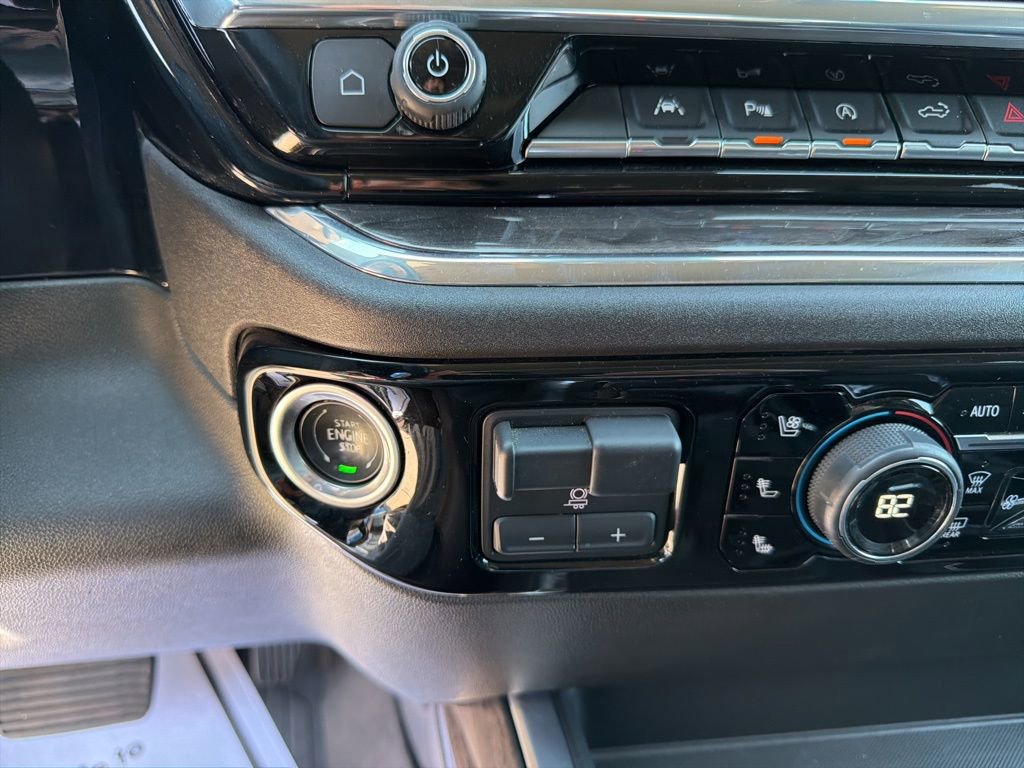 Certified 2024 Chevrolet Silverado 1500 LTZ AWD/4WD image 32