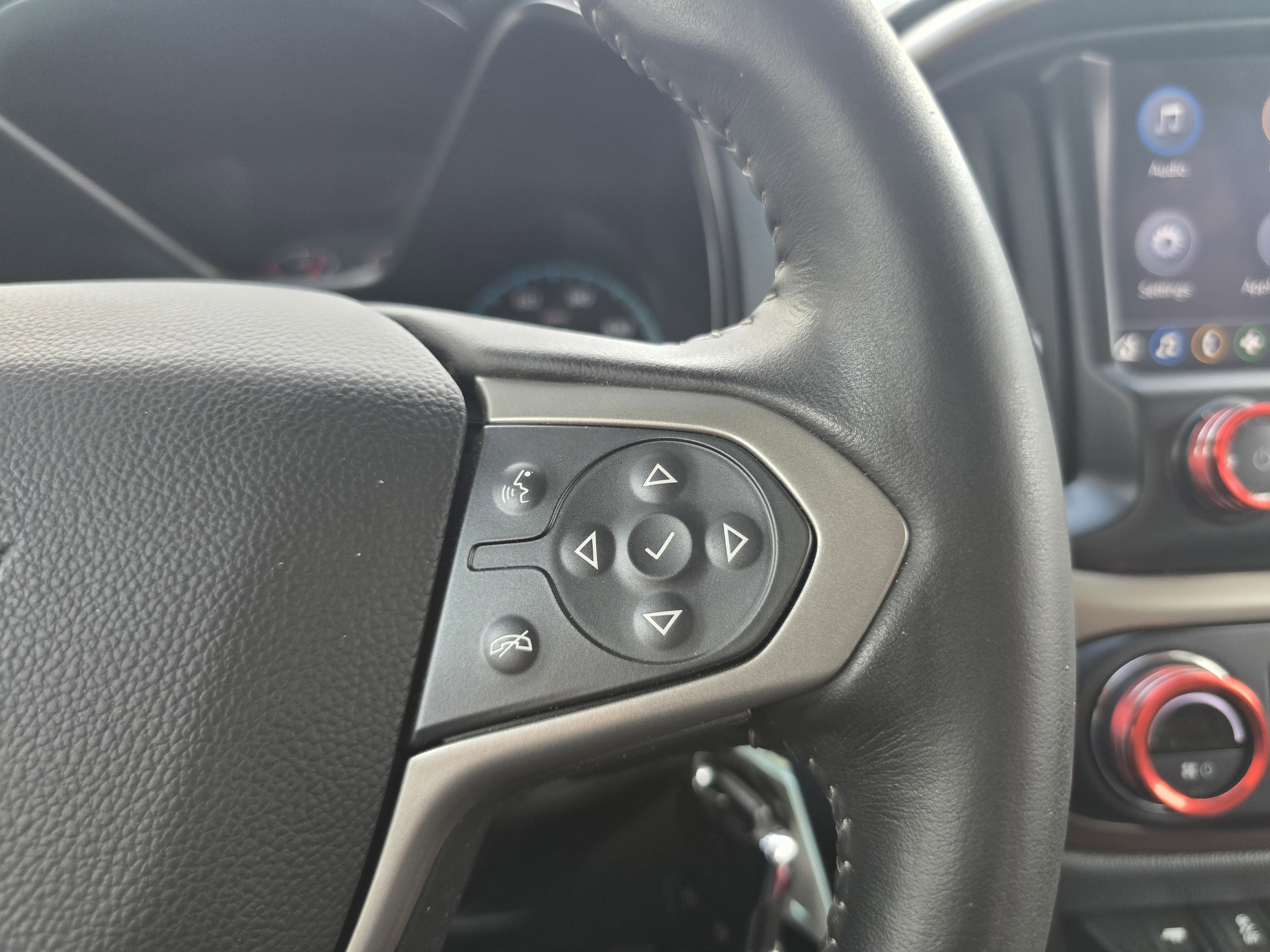 Used 2022 Chevrolet Colorado Z71 image 21
