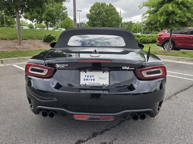 Used 2018 FIAT 124 Spider Abarth RWD image 5