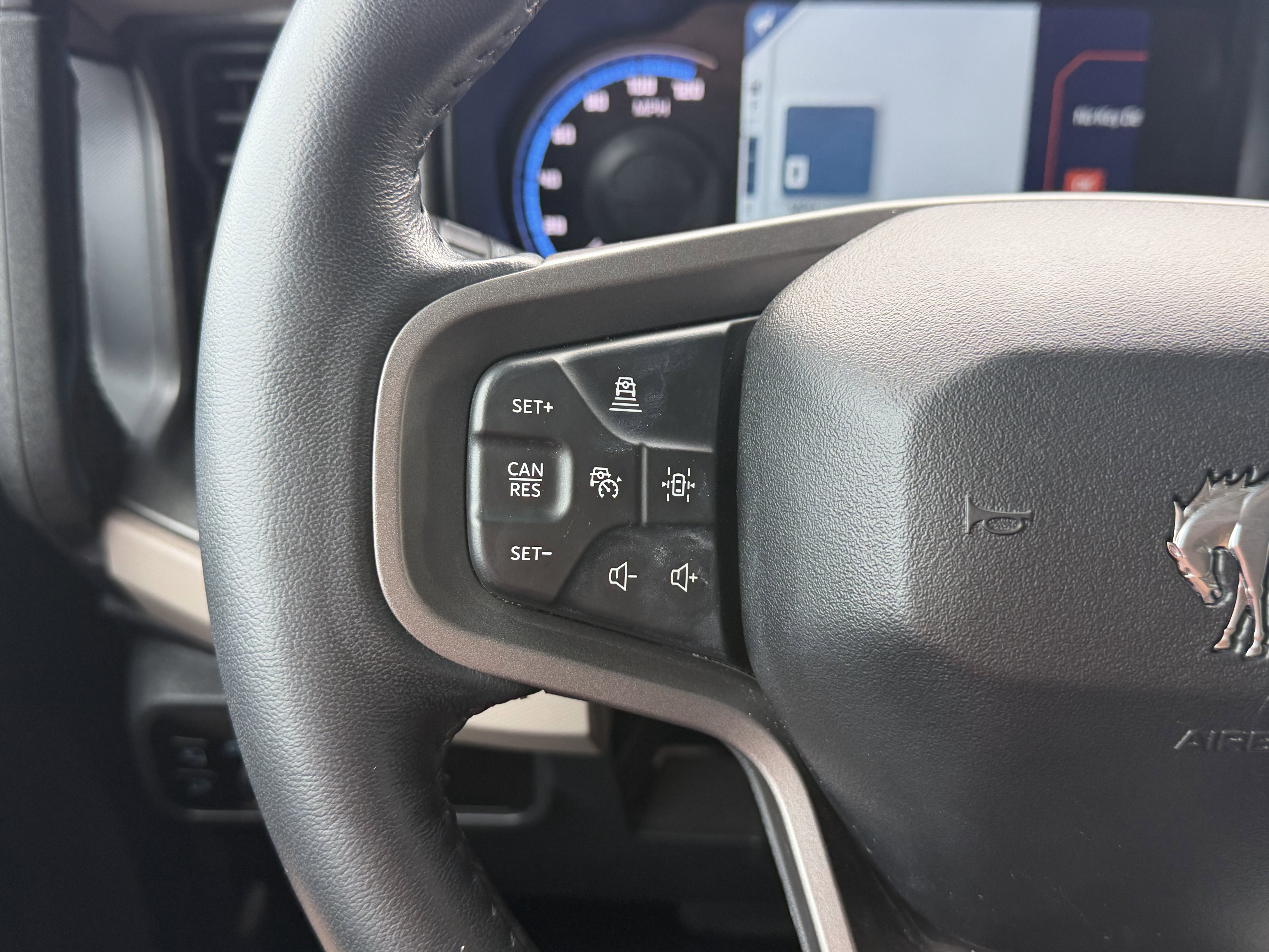 Certified 2024 Ford Bronco Wildtrak AWD/4WD image 17