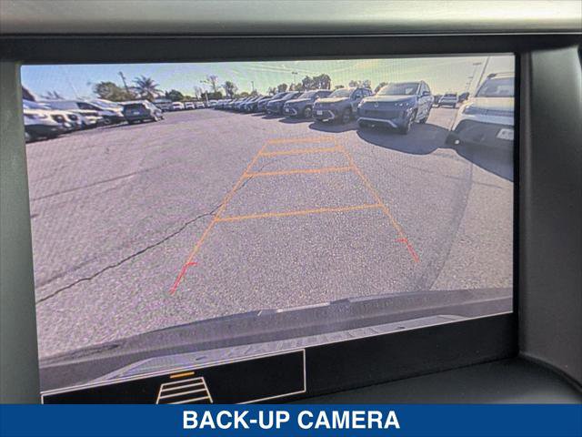 Used 2023 GMC Acadia SLE w/ Elevation Edition image 18