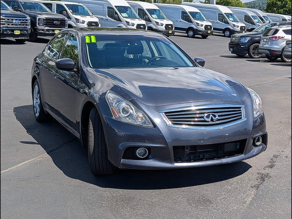 Used 2011 INFINITI G37 x Sedan w/ Premium Pkg AWD/4WD image 3