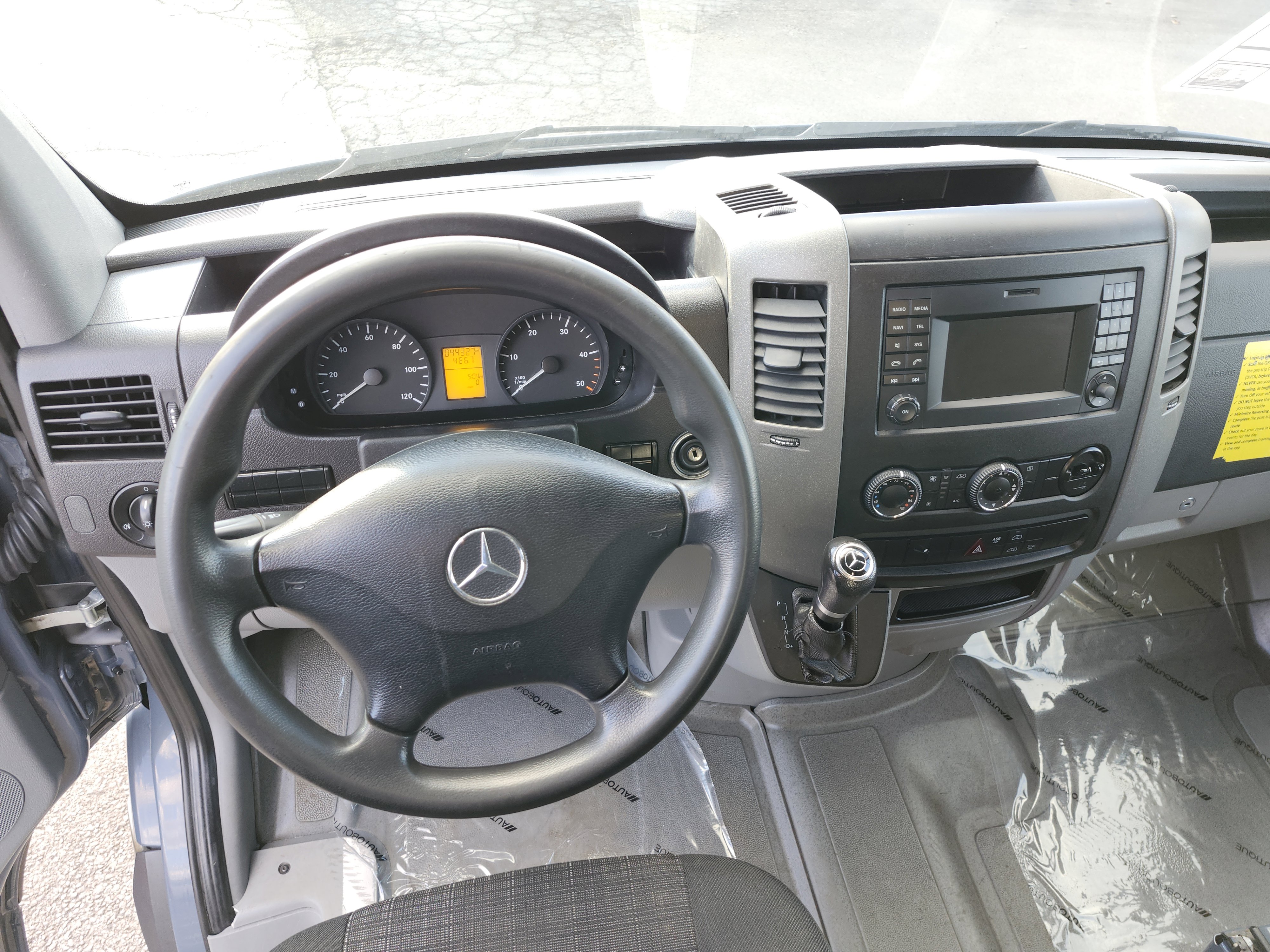 Used 2018 Mercedes-Benz Sprinter 2500 image 24