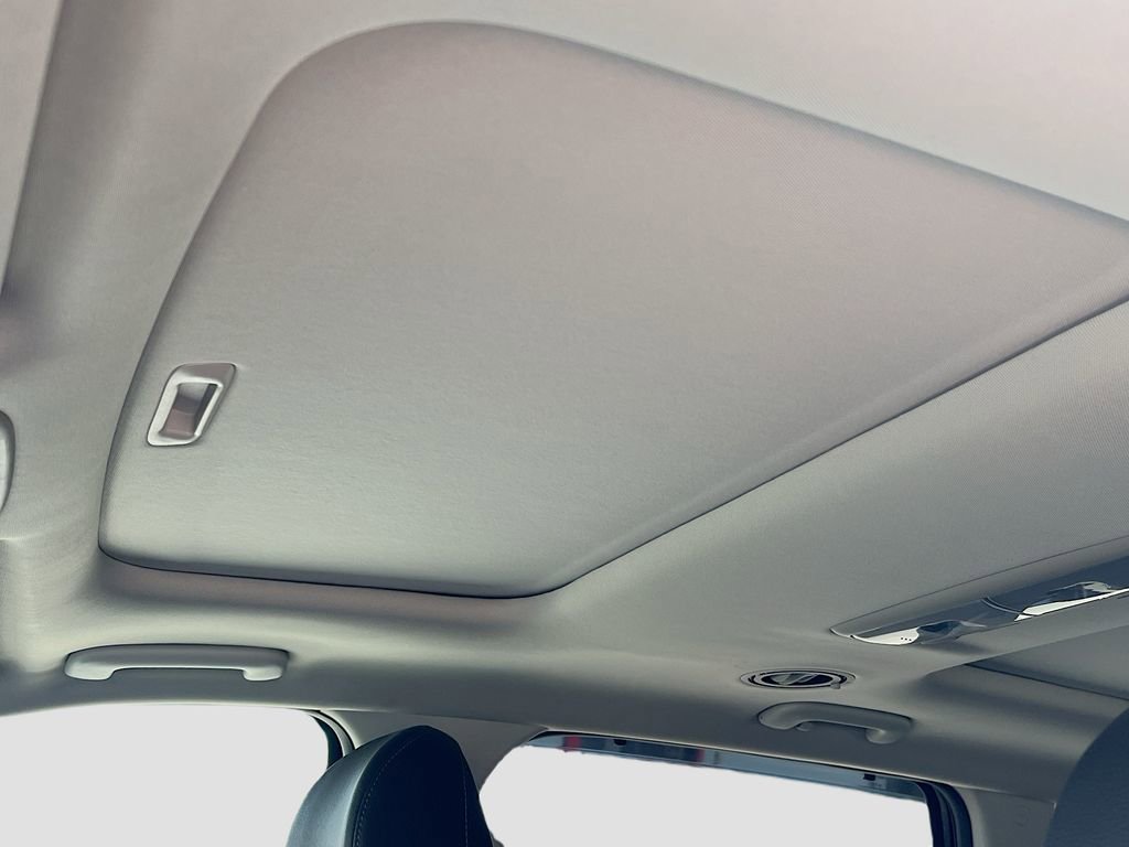 Used 2024 Kia Telluride SX w/ Towing Package image 23