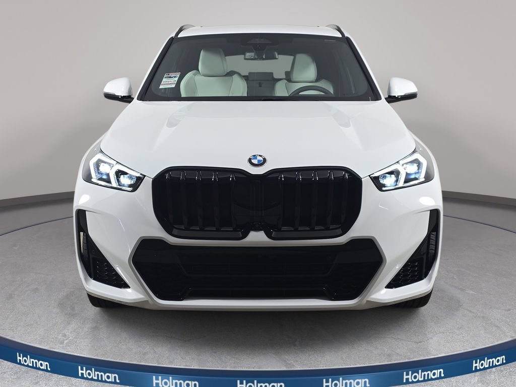 New 2026 BMW X1 xDrive28i w/ Technology Package AWD/4WD image 2
