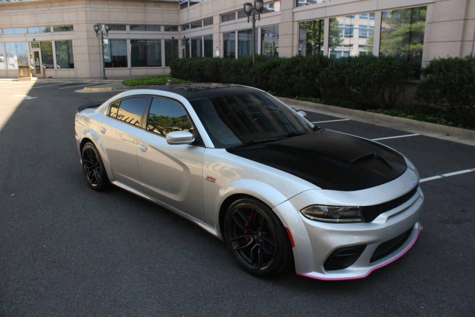 Used 2020 Dodge Charger Scat Pack RWD image 4