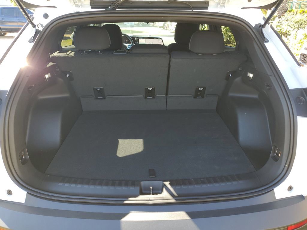 Used 2026 Chevrolet Blazer EV LT w/ Midnight/Sport Edition image 8