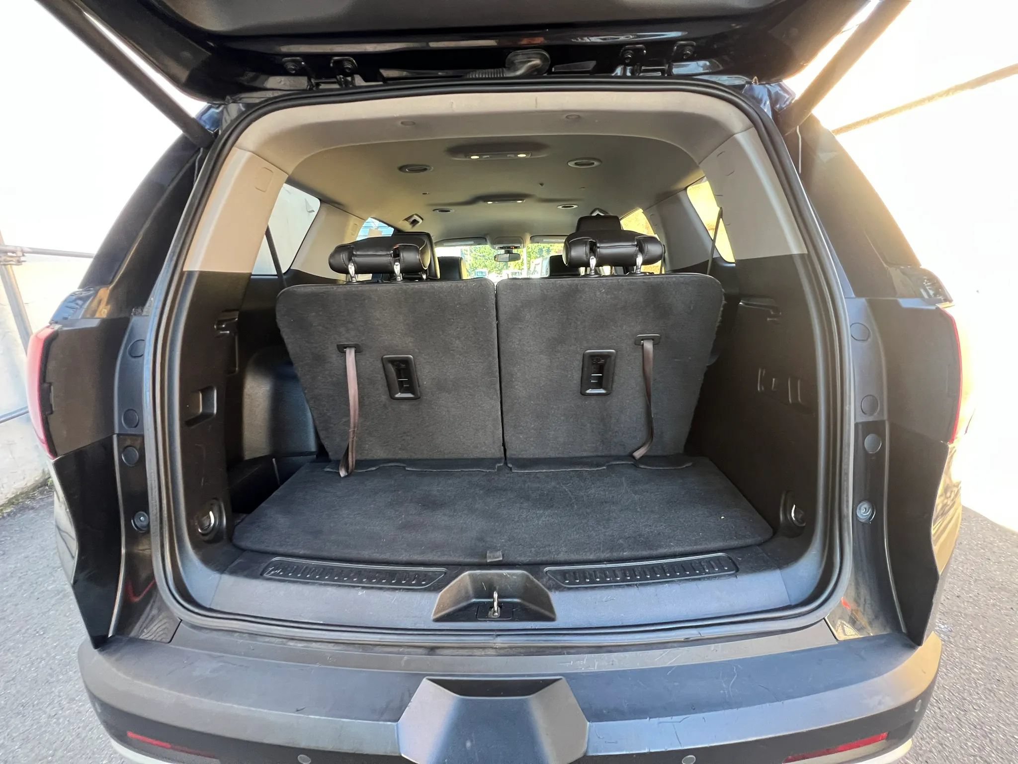 Used 2018 GMC Acadia SLT AWD/4WD image 10