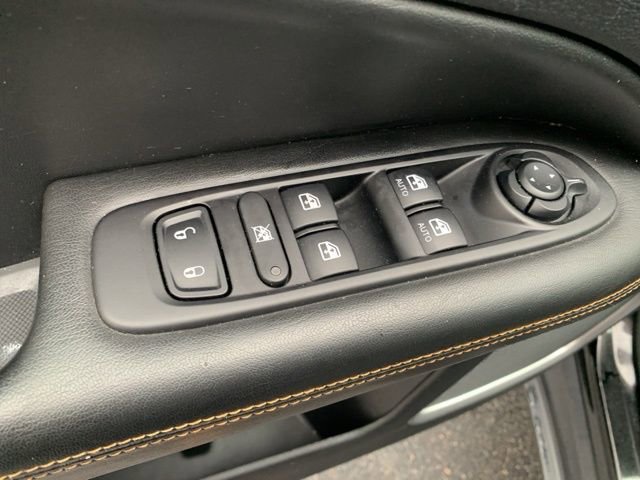 Used 2021 Jeep Compass Limited image 23