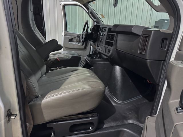 Used 2021 Chevrolet Express 2500 w/ Driver Convenience Package image 20