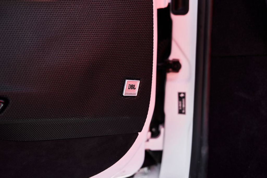 Used 2024 Ferrari SF90 Spider AWD/4WD image 39