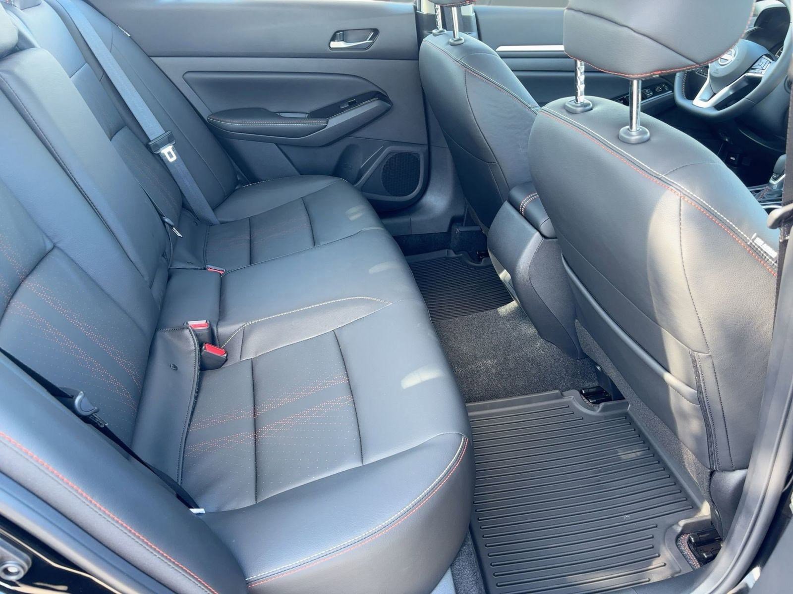 New 2025 Nissan Altima 2.5 SR w/ SR Premium Package AWD/4WD image 29