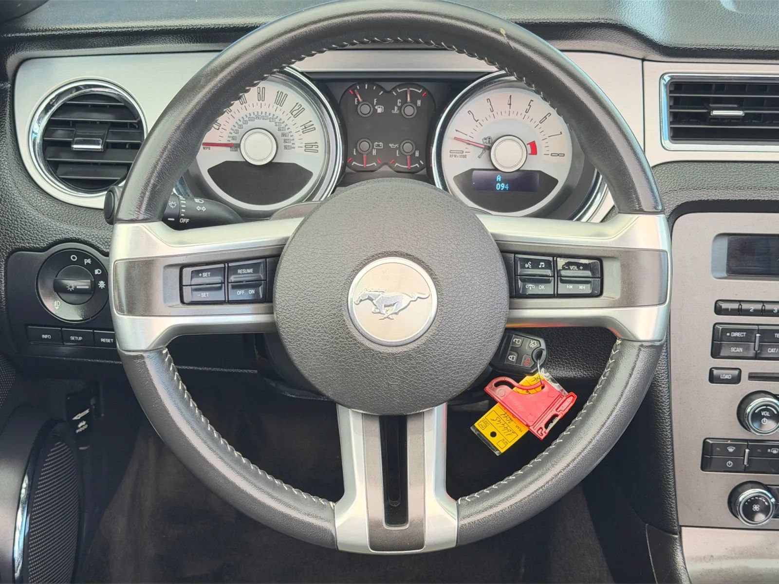 Used 2011 Ford Mustang Premium w/ 202A Rapid Spec Order Code RWD image 31