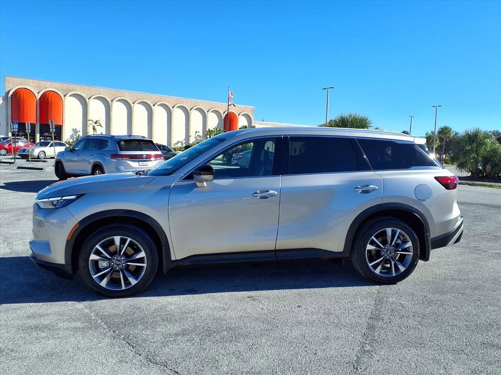 Used 2024 INFINITI QX60 Luxe image 4