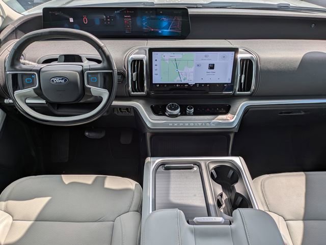 Certified 2025 Ford Expedition Max Platinum AWD/4WD image 15