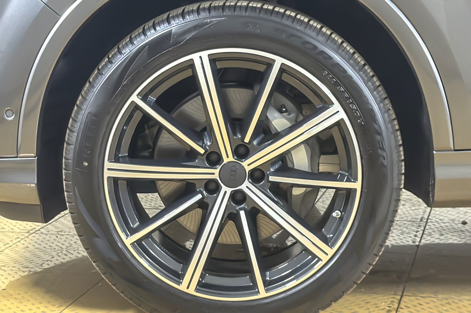 New 2026 Audi Q7 2.0T Premium Plus AWD/4WD image 25