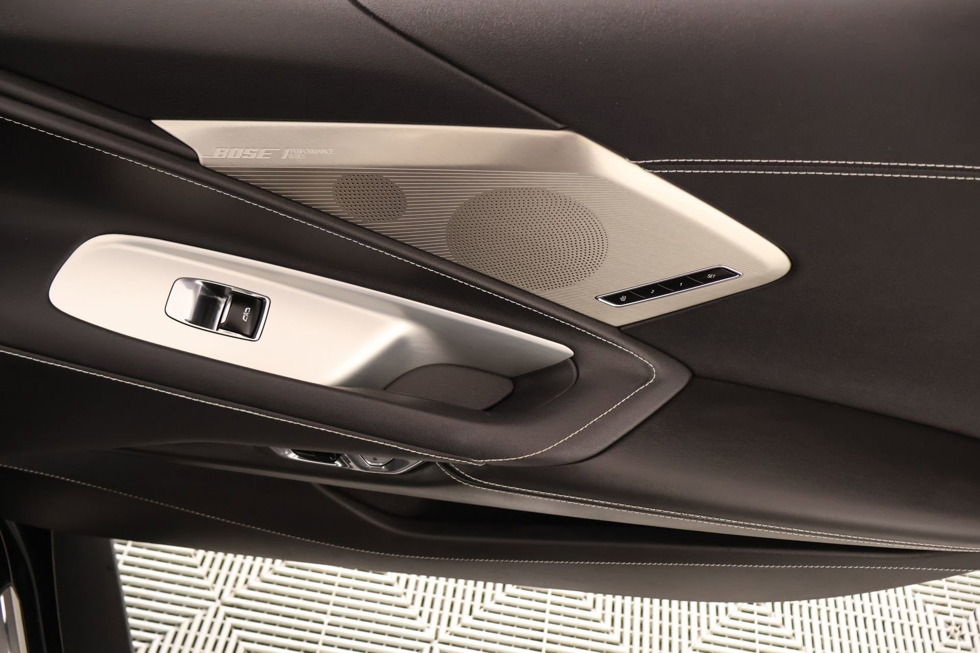 Used 2020 Chevrolet Corvette Stingray Preferred Cpe w/ 2LT Preferred Equipment Group RWD image 13