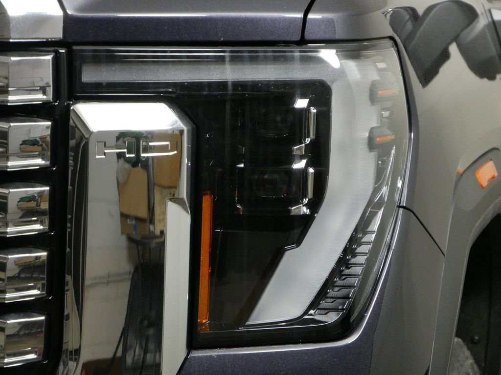 New 2026 GMC Sierra 3500 Denali w/ Denali Reserve Package image 8