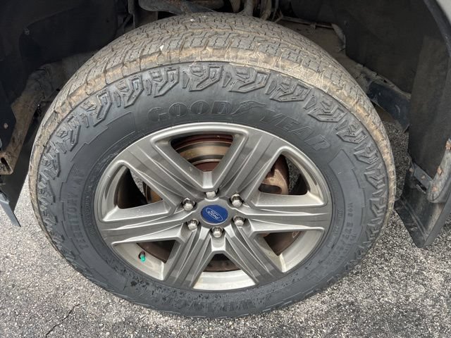 Used 2020 Ford F150 Lariat w/ Equipment Group 502A Luxury AWD/4WD image 22