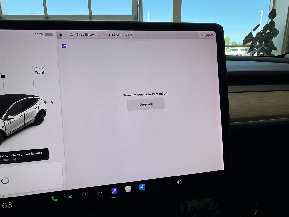 Used 2021 Tesla Model Y Long Range AWD/4WD image 55