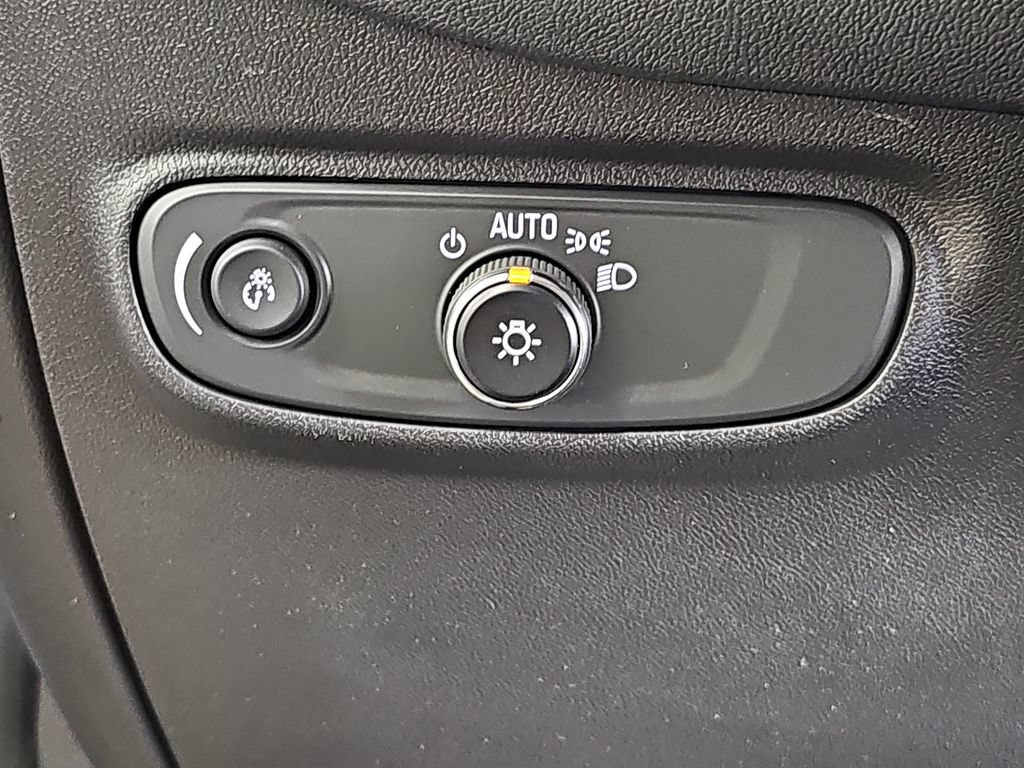 Certified 2023 Chevrolet Equinox LT AWD/4WD image 25