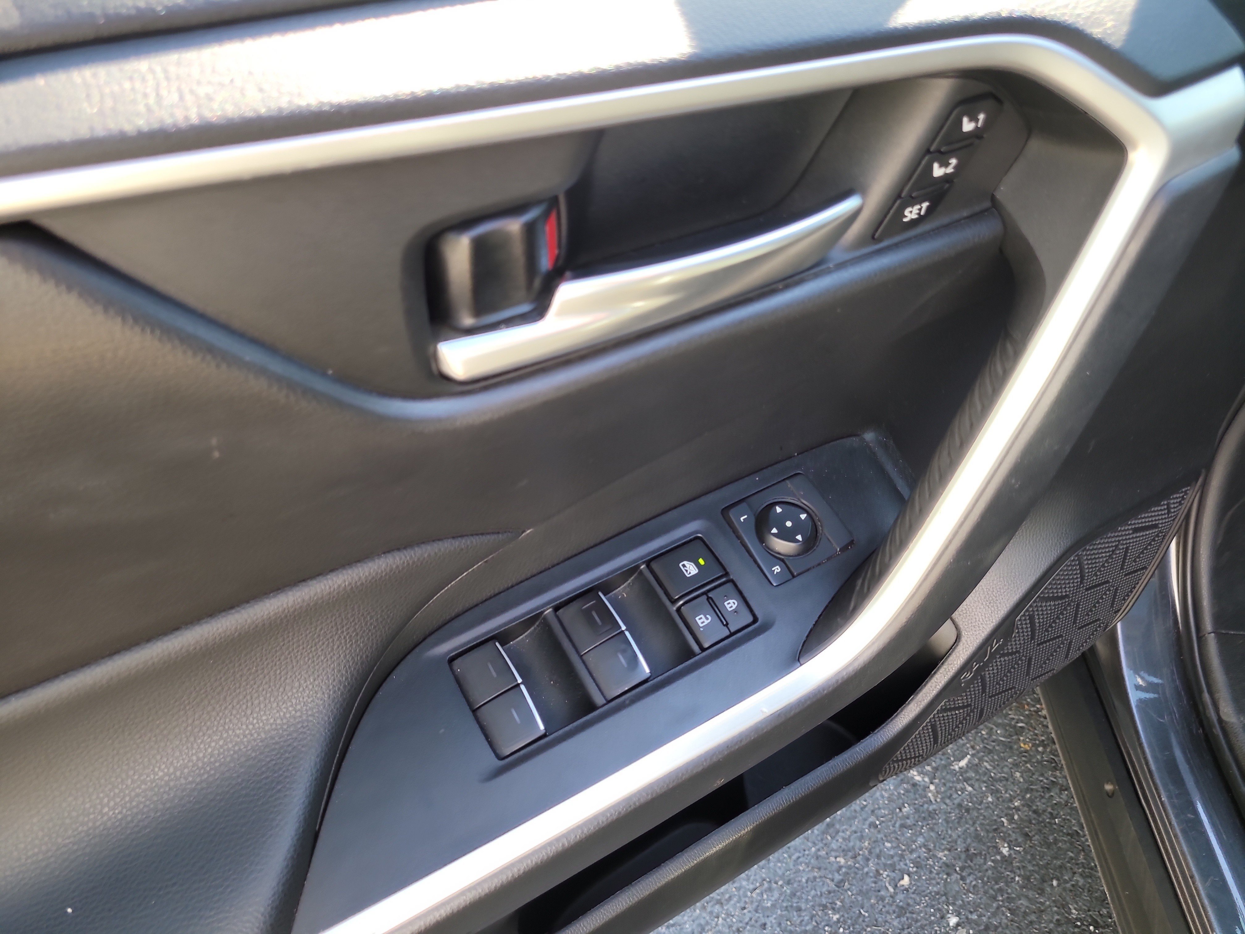 Certified 2024 Toyota RAV4 XLE Premium w/ Weather Package AWD/4WD image 19