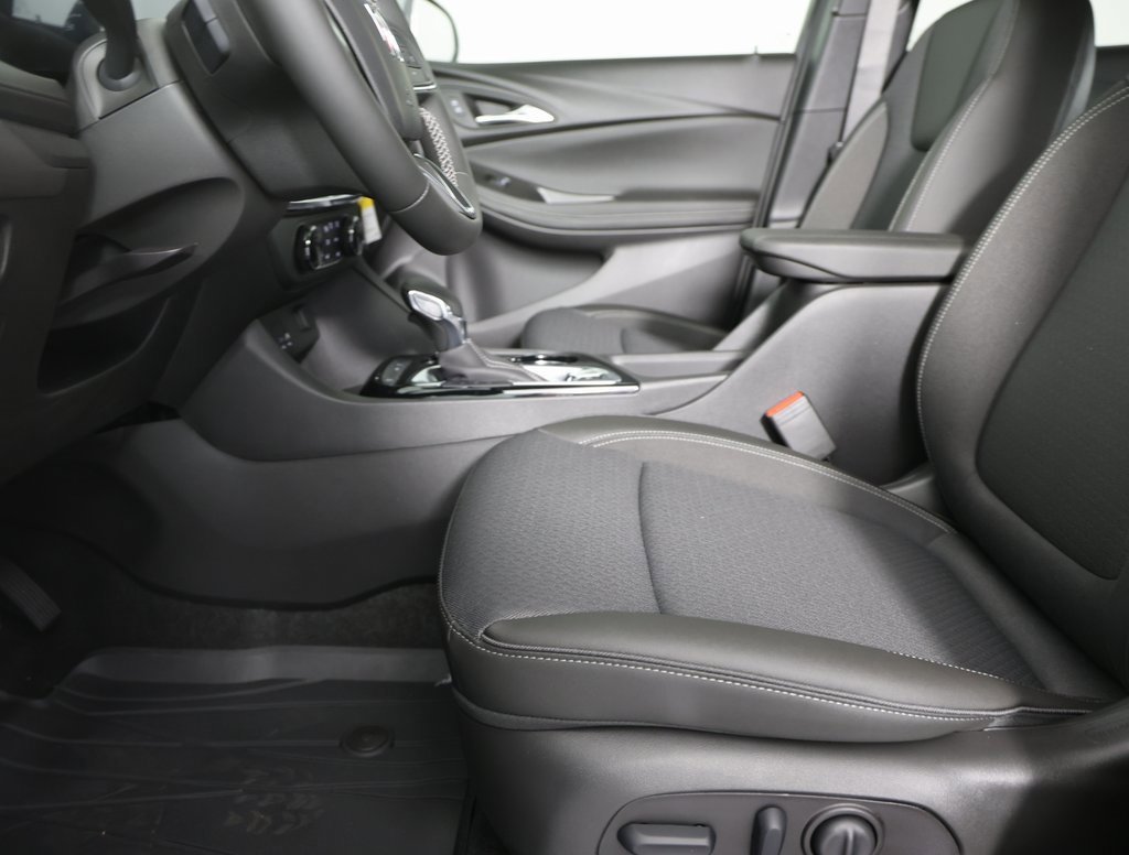 Used 2026 Buick Encore GX Preferred w/ Comfort Package image 11