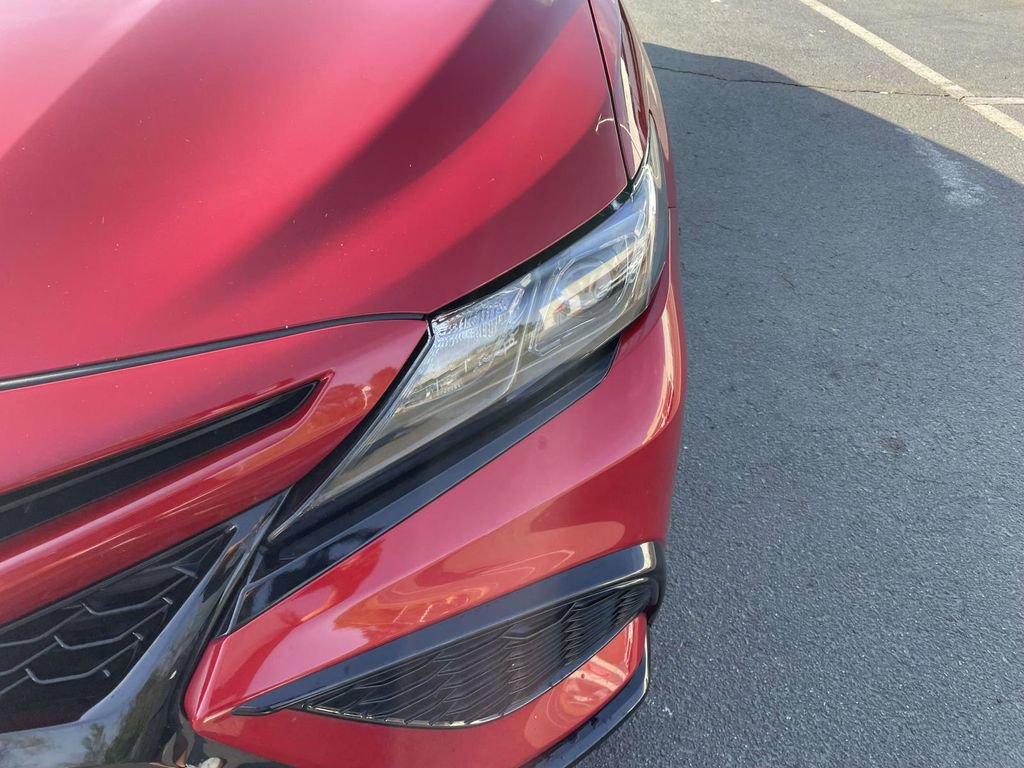 Used 2024 Toyota Camry SE image 14