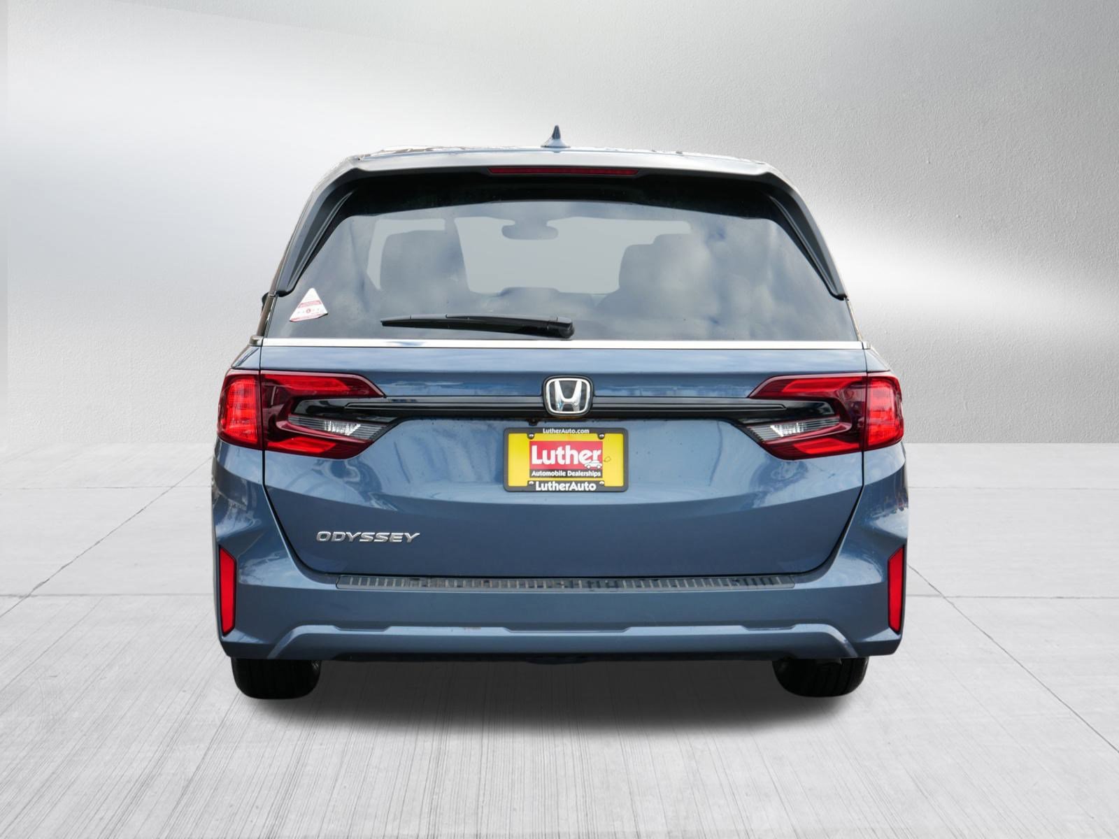 Certified 2026 Honda Odyssey EX-L image 6